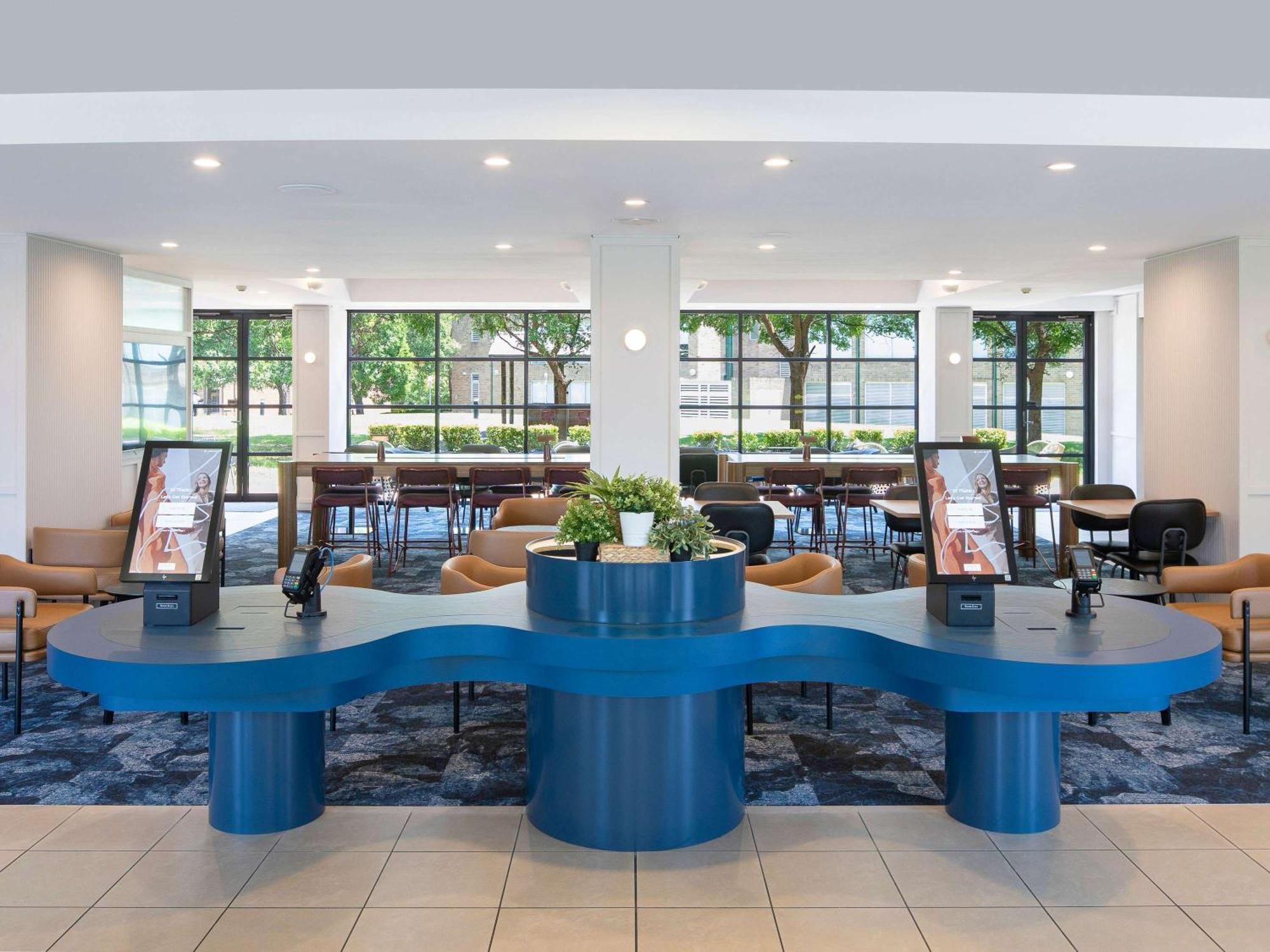 Mercure Sydney Macquarie Park Bagian luar foto